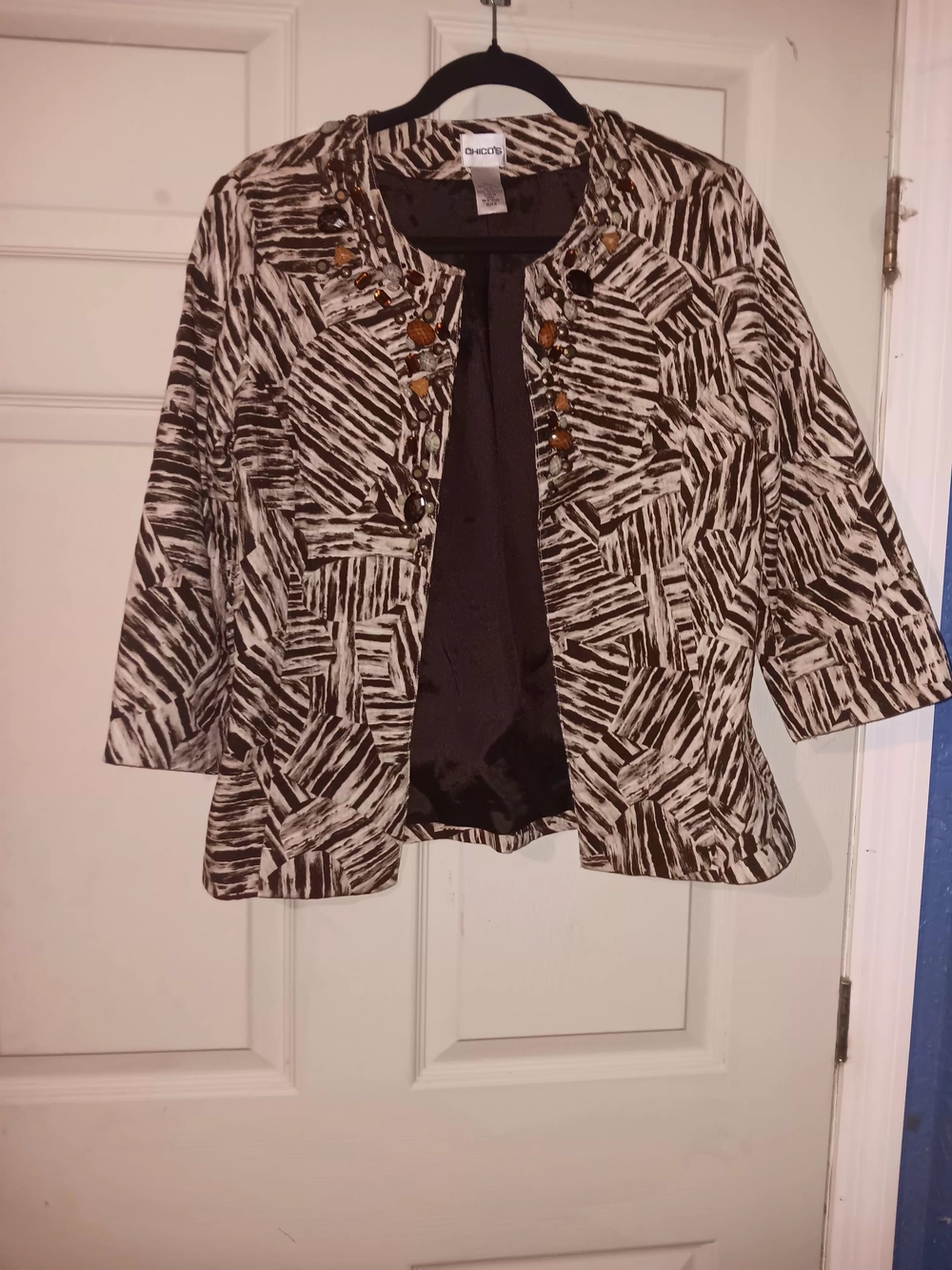 Chico's Black and White Patterned Open-Front Jacket with Embellished Trim Sz 0